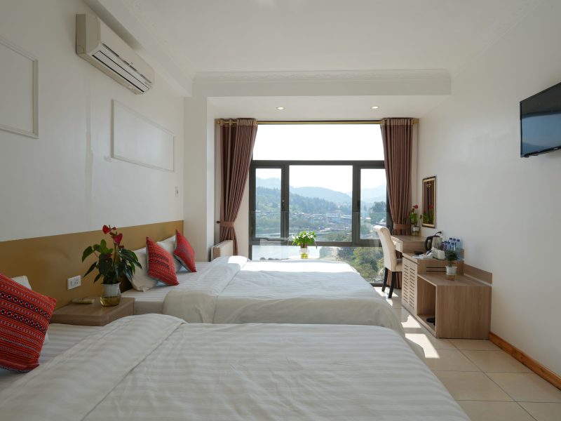 Phòng Hạng sang – 1 giường đôi, 1 giường đơn